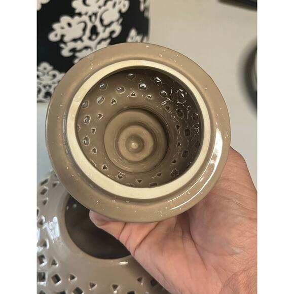Decorative Ginger Jar from TJ MAXX - Picture 4 of 10